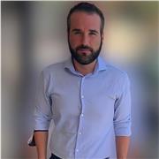 Profesor titulado con grado superior en administración y finanzas así como certificado de profesionalidad de docencia para FP